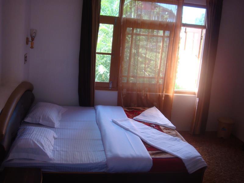 Hospitality Home Srinagar  Exterior photo